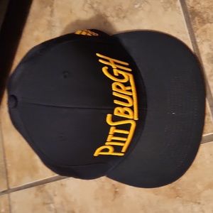 Adidas NHL Pittsburgh Penquin Adult Baseball Hat